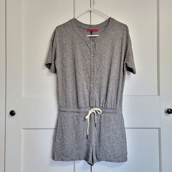 n:philanthropy Finn button romper in heather gray - Picture 3 of 9